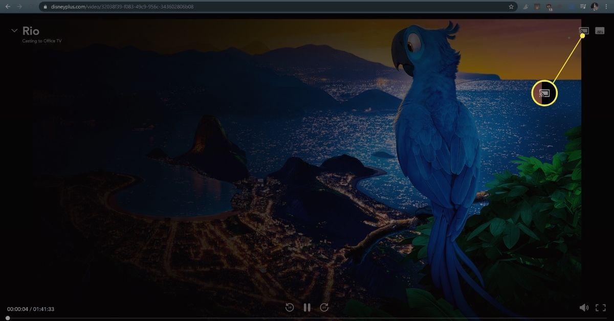 Ikona Chromecastu v pravém horním rohu okna videa Disney Plus v prohlížeči Chrome.