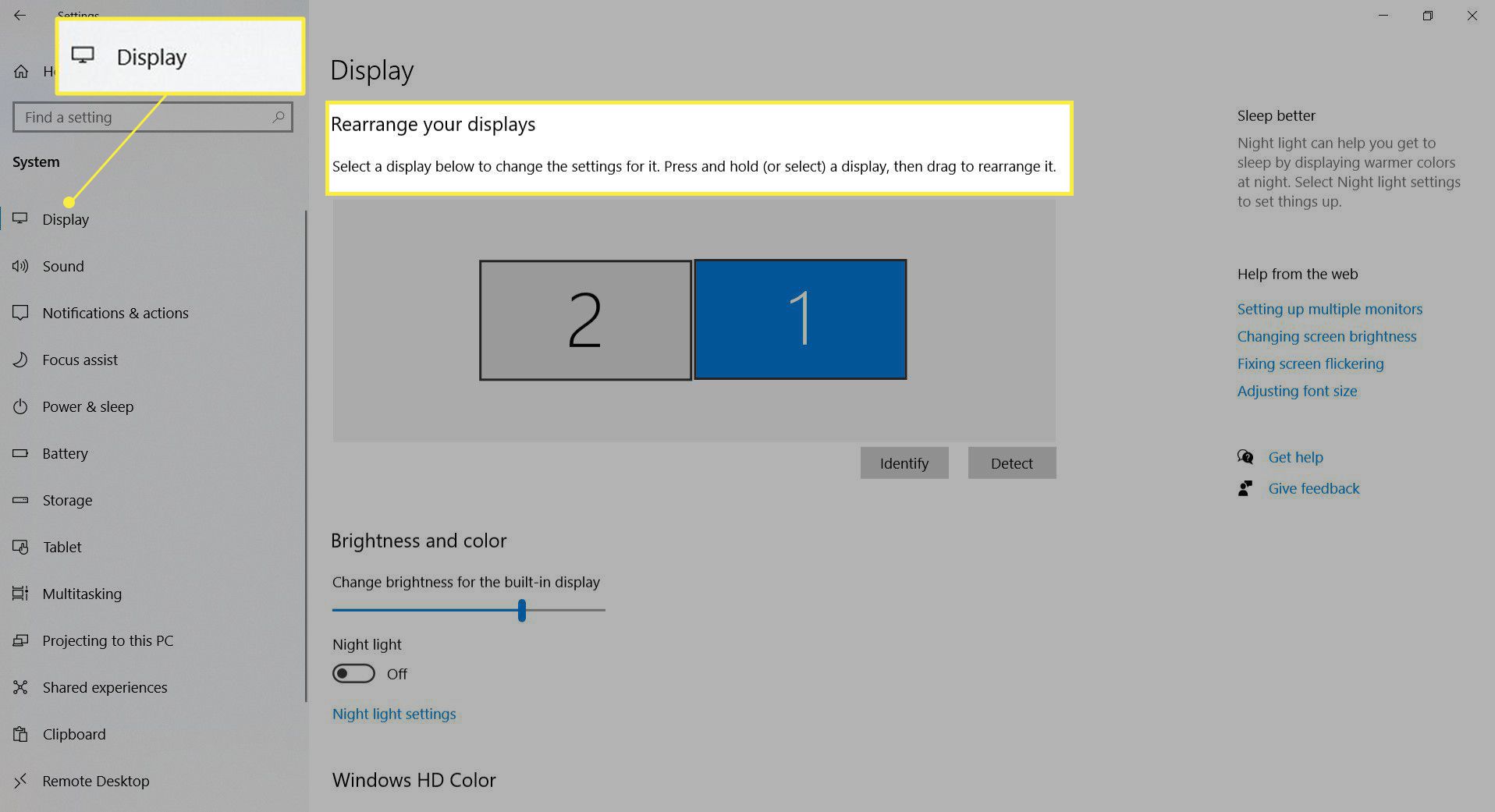 Nastavení displeje Windows 10 se zvýrazněným displejem a novým uspořádáním displeje