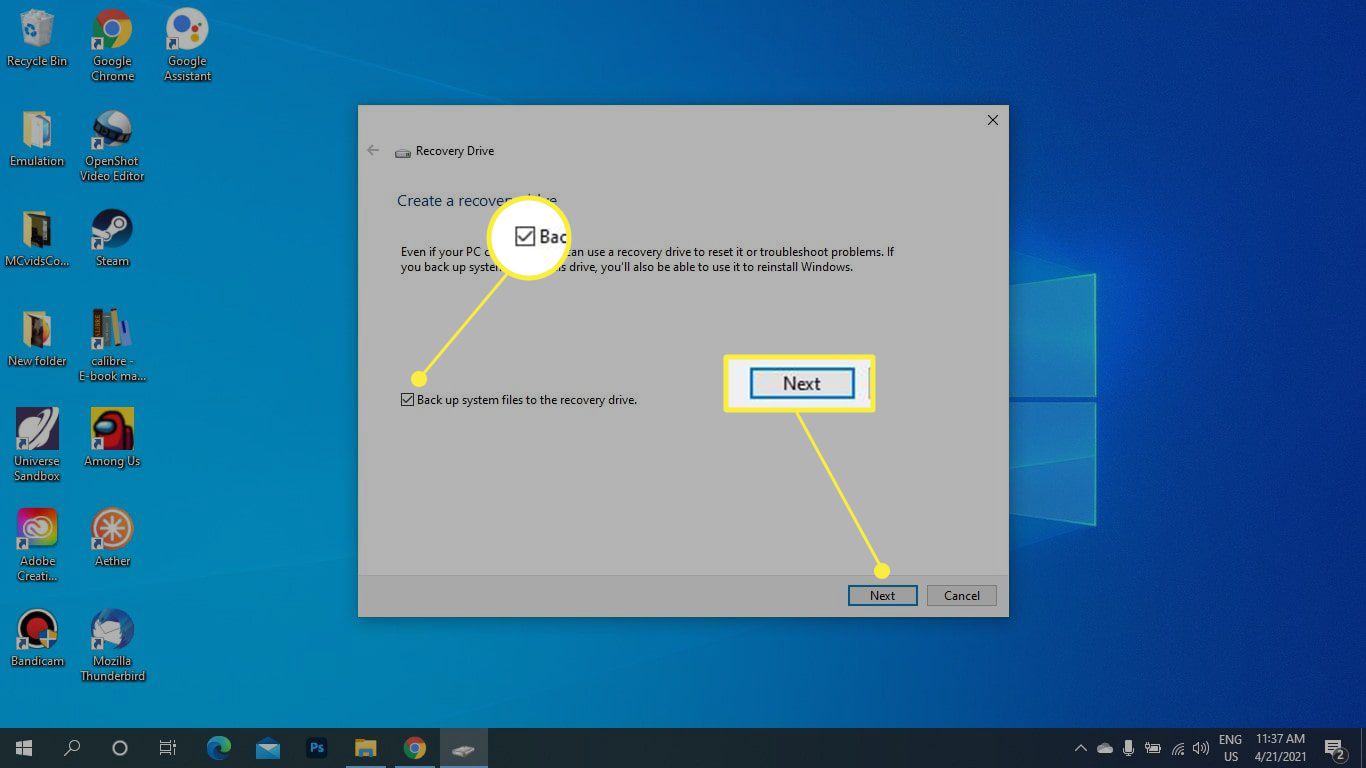 Zálohujte systémové soubory na jednotku pro obnovení v systému Windows v aplikaci Jednotka pro obnovení se zvýrazněným zaškrtávacím políčkem a Další