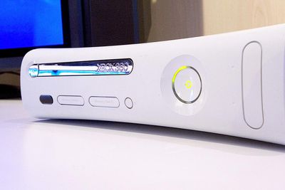 Bílý model Xbox 360