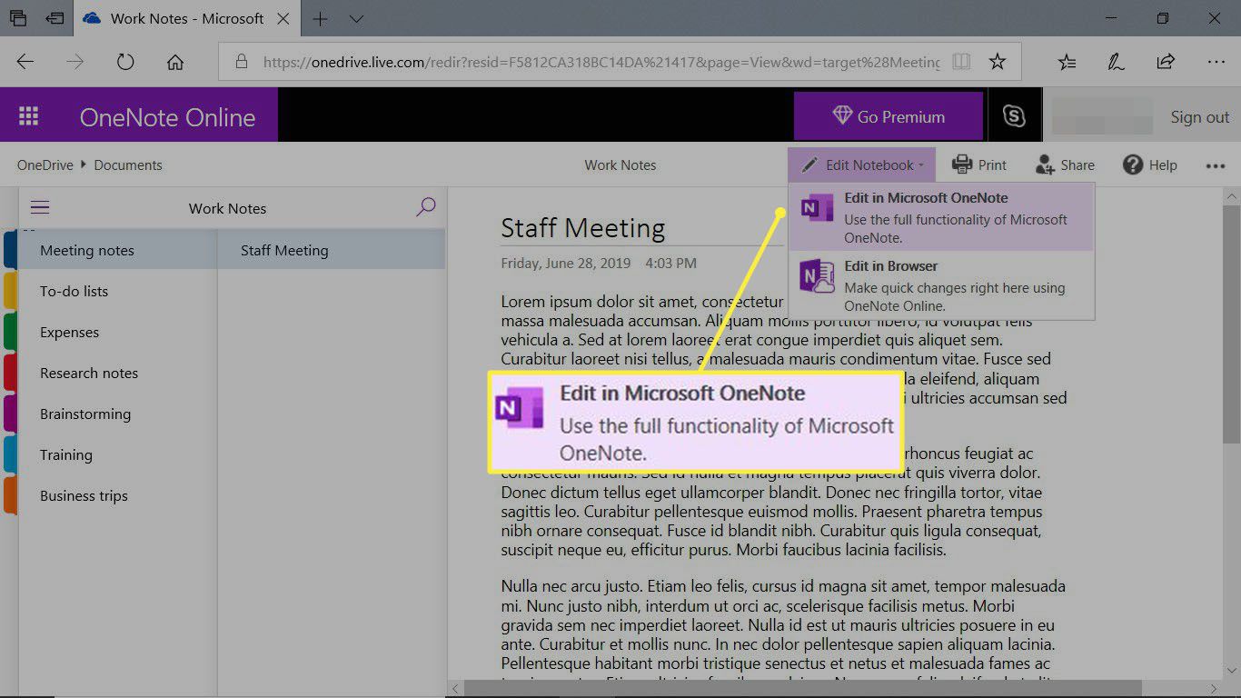 Notebook otevřený ve OneNote Online a ukazující, jak se otevřít v aplikaci pro stolní počítače