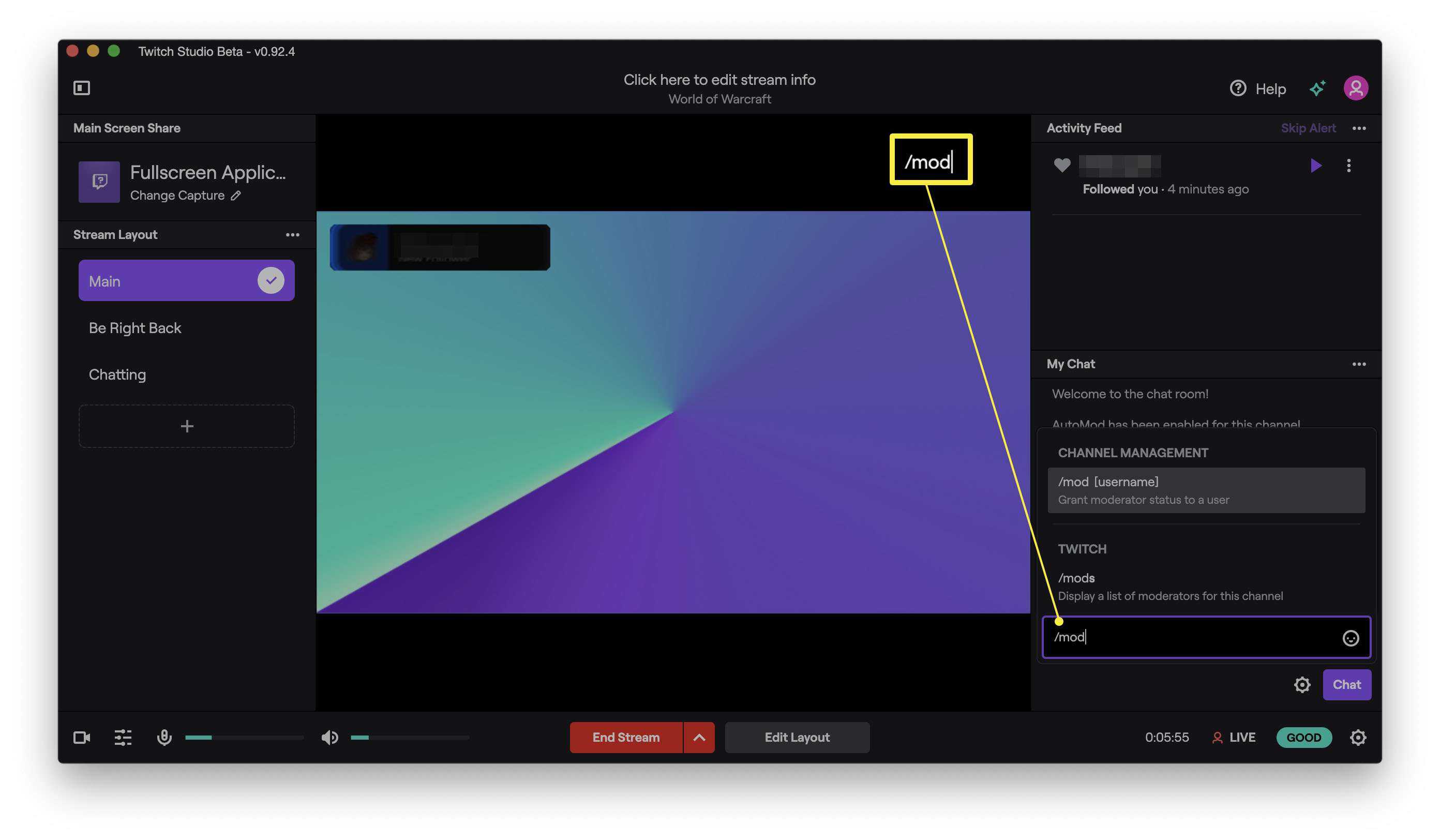 Aplikace Twitch Studio se zvýrazněným dialogovým oknem chatovací místnosti a zobrazením příkazu / mod