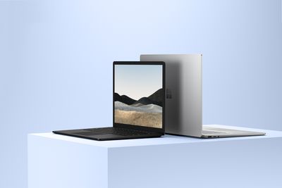 Fotografie povrchového notebooku Microsoft 4 