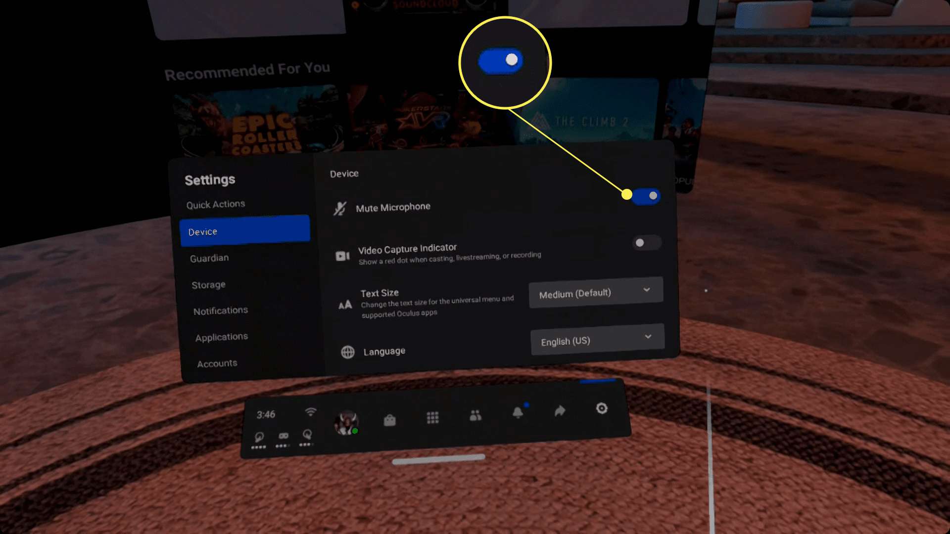 Oculus Quest se ztlumeným mikrofonem.