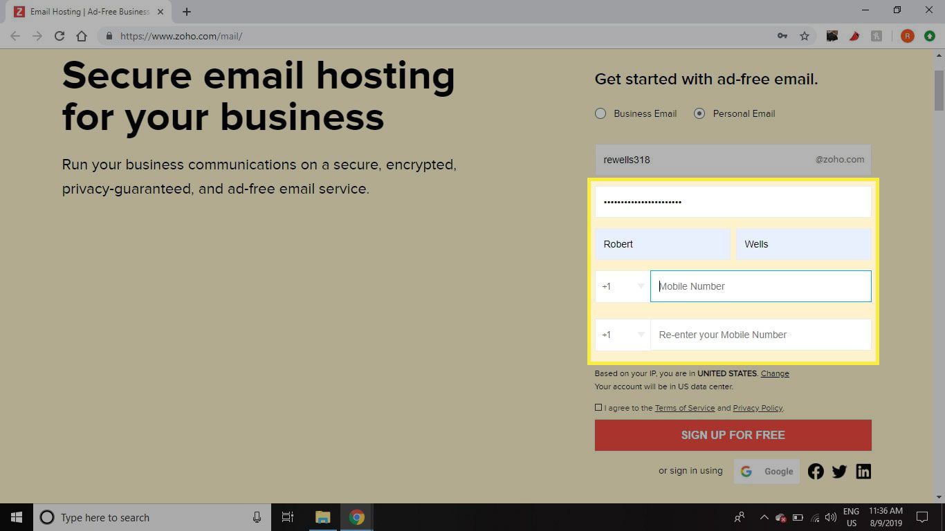 Screenshot obrazovky registrace Zoho Mail se zvýrazněnými poli Heslo, Jméno a Telefonní číslo