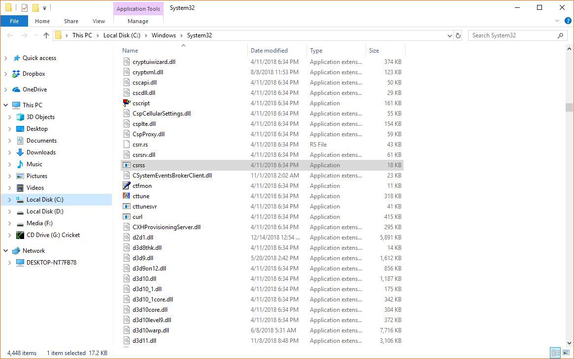 Snímek obrazovky složky Windows System32.