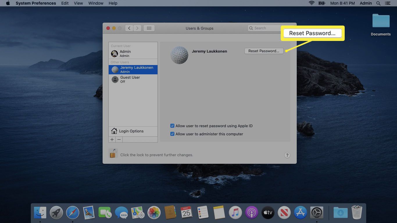 Snímek obrazovky se změnou hesla uživatele v počítači Mac.
