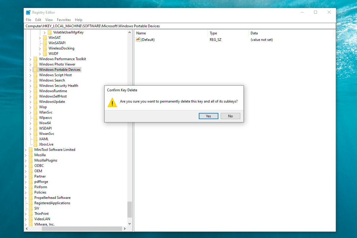 Výzva k potvrzení odstranění klíče v editoru registru systému Windows 10