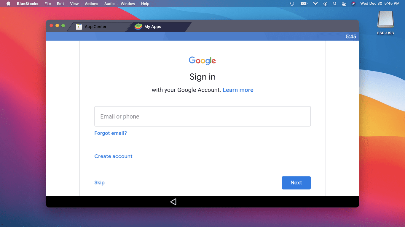 Přihlášení do Google v BlueStacks na Macu.