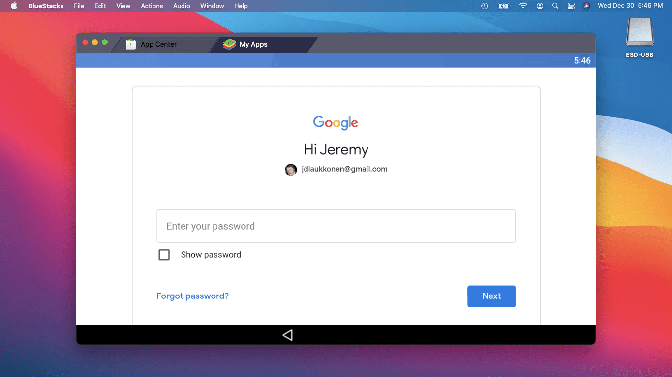 Přihlášení do Google na BlueStacks na Macu.