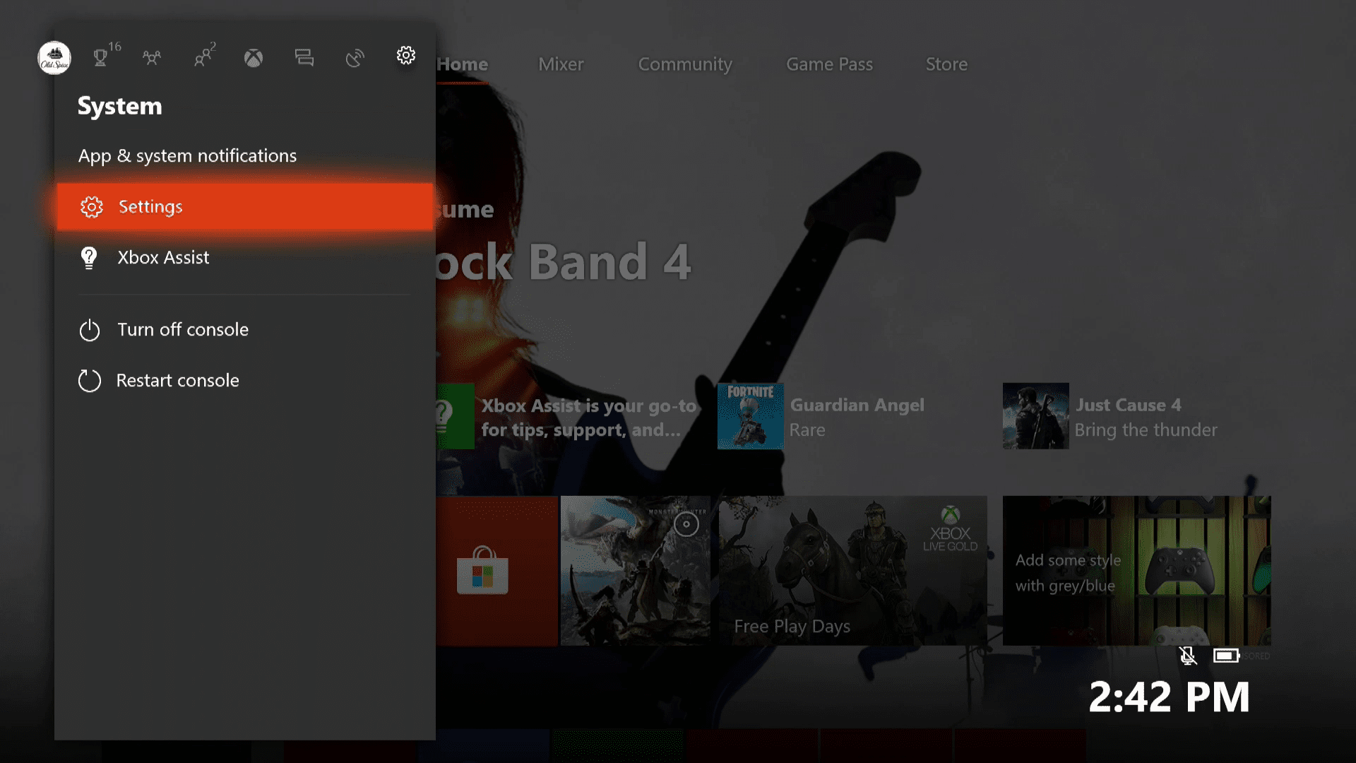 Snímek obrazovky nabídky systému průvodce Xbox One.