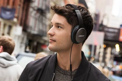 Bose QuietComfort 25 akustická sluchátka s potlačením hluku