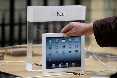 iPad 4 zobrazený v Apple Store