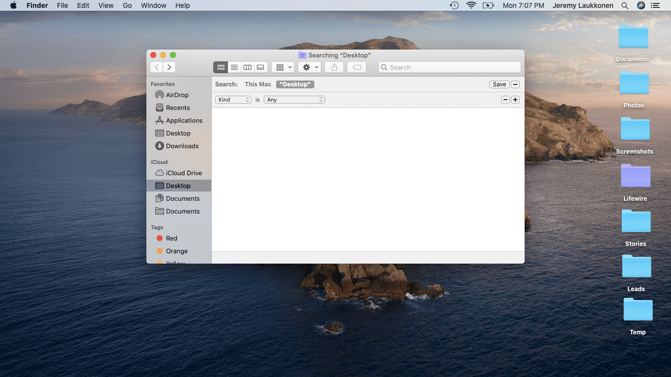 Snímek obrazovky s vyhledáváním v systému macOS.