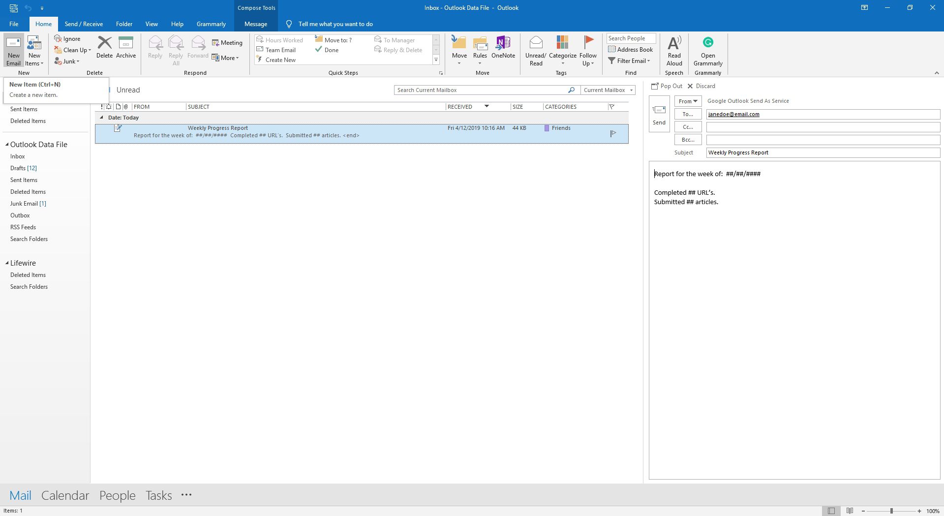 Výběr nového e-mailu v Outlooku.