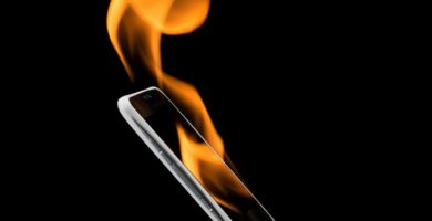 fire from smartphone 460689219 593f2ec45f9b58d58aed25b4 5bd865374cedfd0026366597