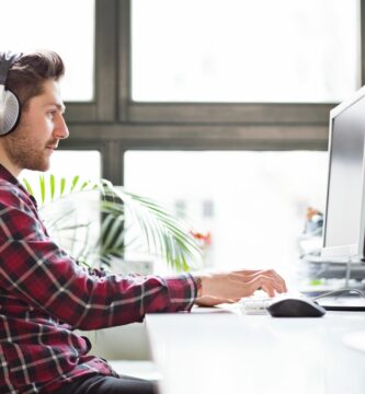 young computer programmer at a startup company 469565206 59b83bf9c412440010b644e6