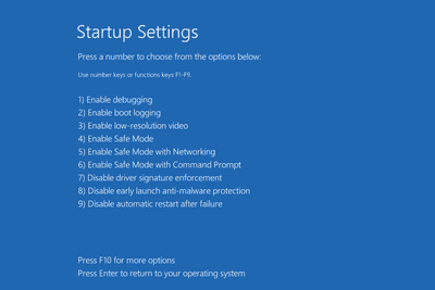 Obrazovka Nastavení spuštění systému Windows 10 s možnostmi nouzového režimu