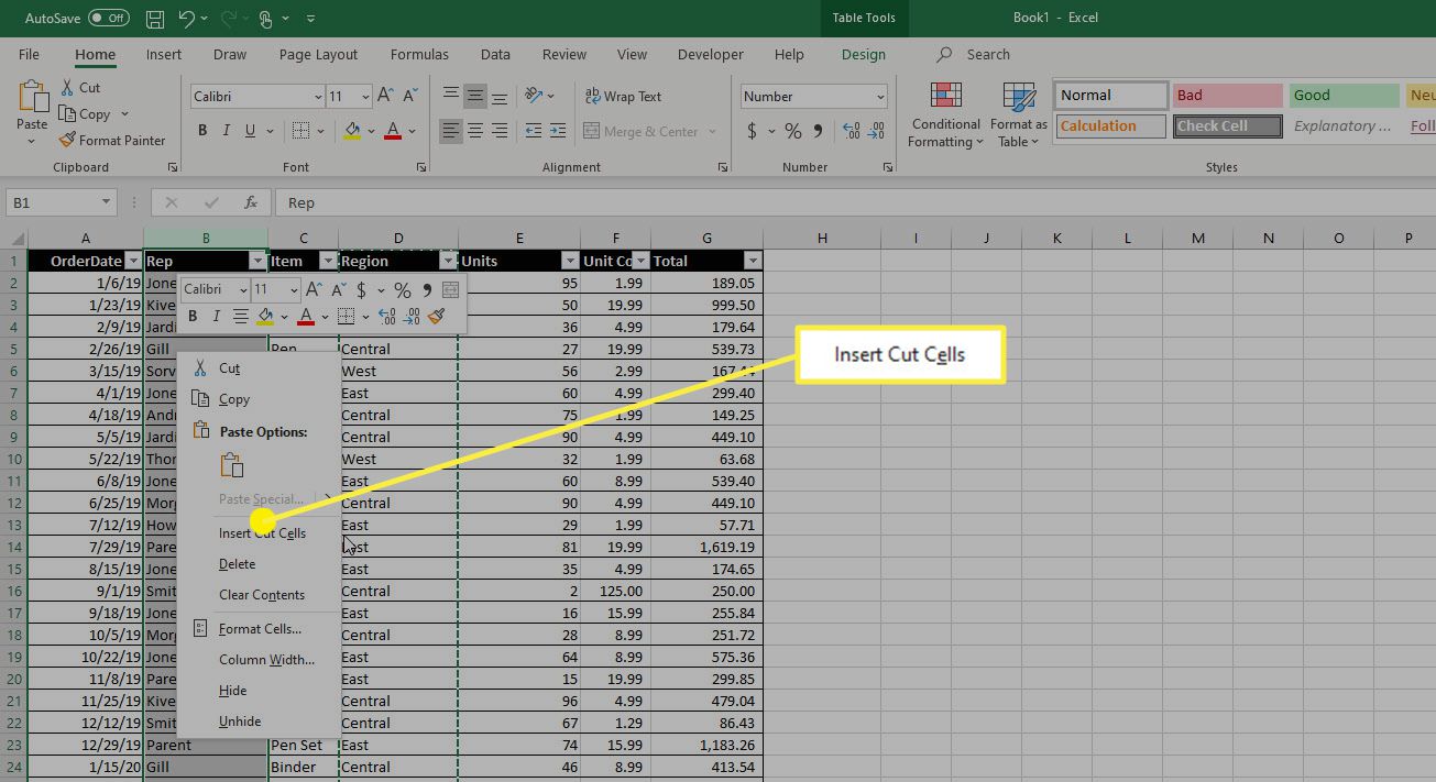 Možnost Vložit Vyjmout buňky v místní nabídce v aplikaci Microsoft Excel.