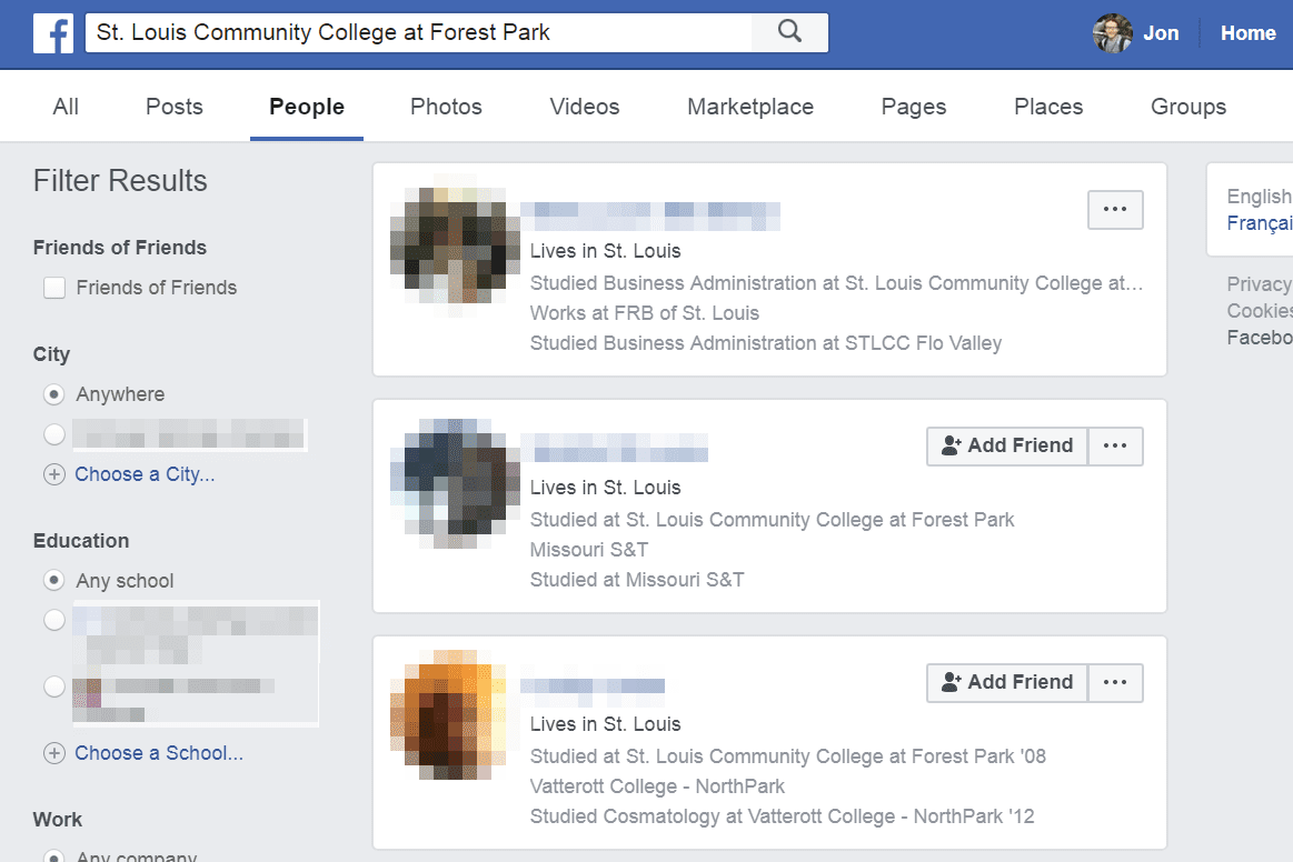 Vyhledávání na Facebooku podle školy