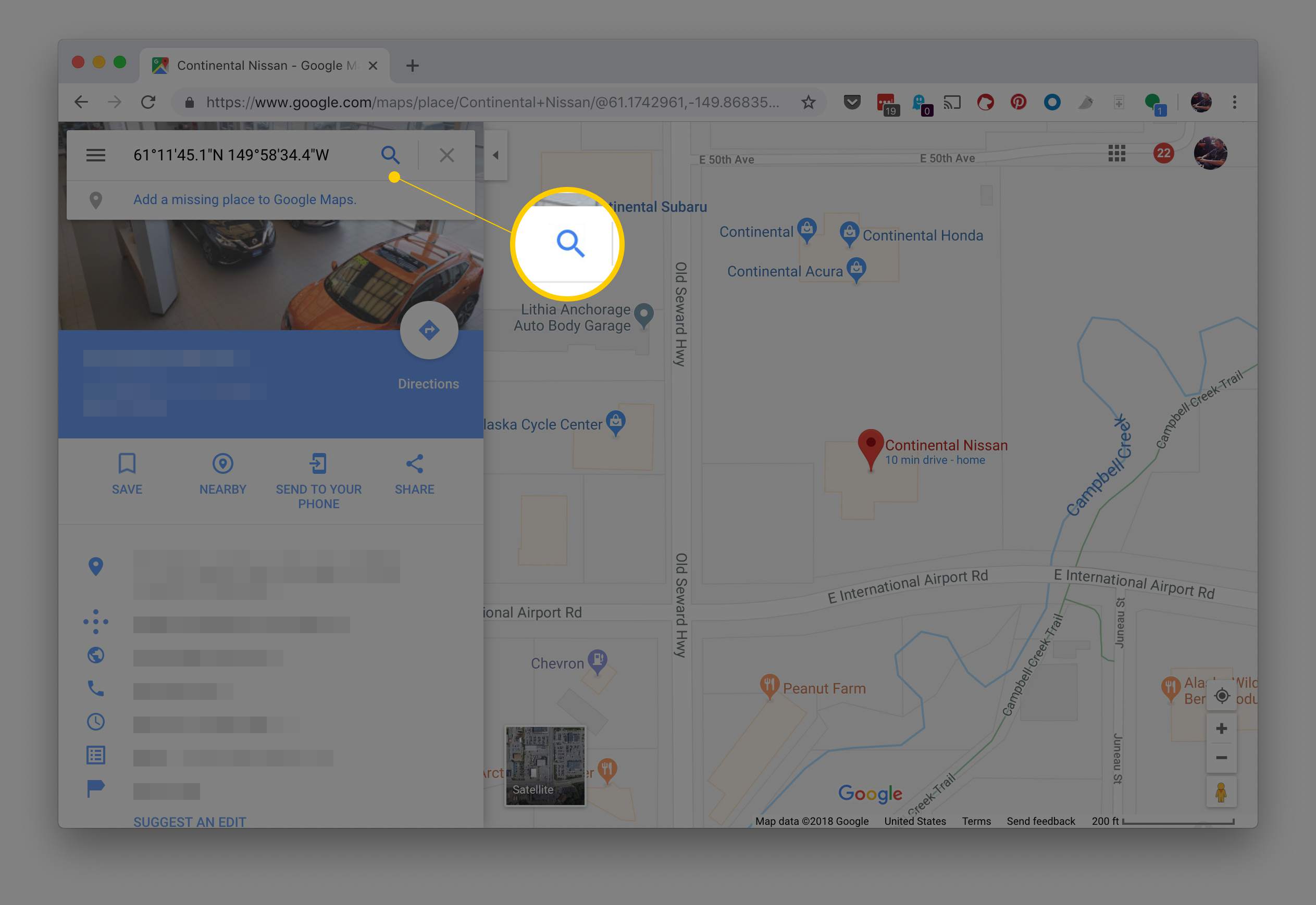 Zvětšovací sklo k vyhledání místa pomocí zeměpisné délky a šířky v Mapách Google