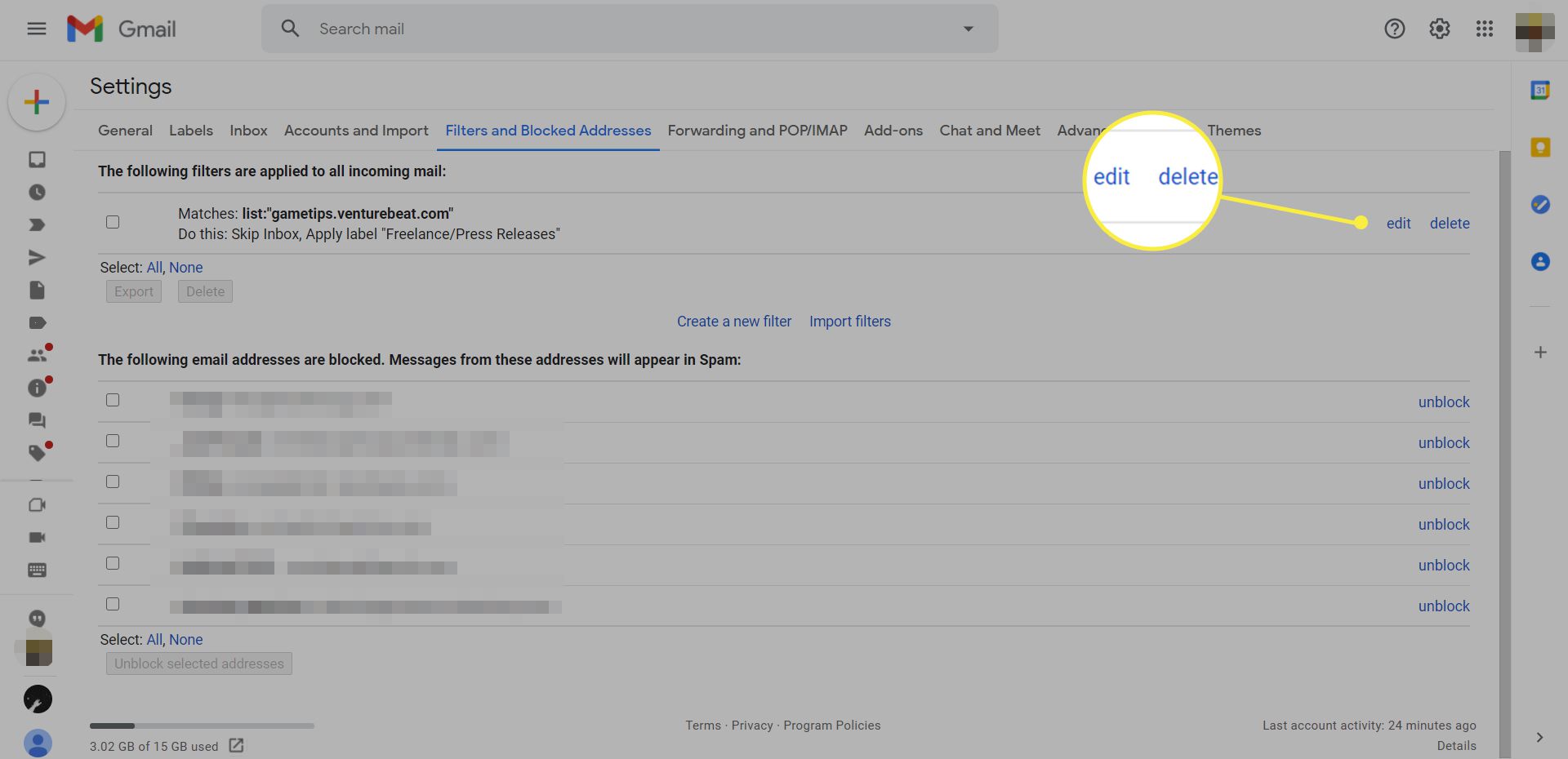 Stránka Filtry a blokované adresy v Gmailu se zvýrazněnými možnostmi úprav a odstranění filtrů