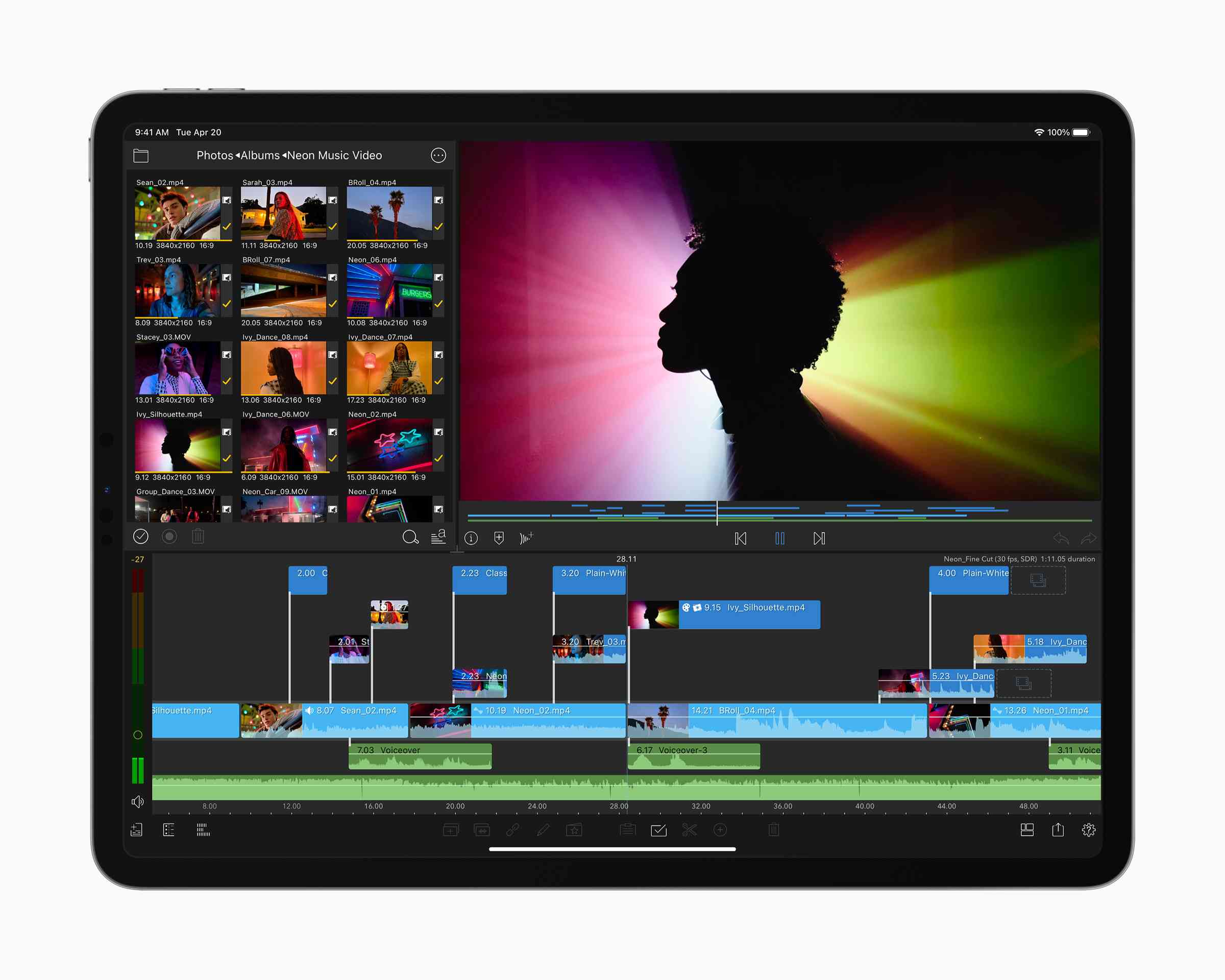 M1 iPad Pro se spuštěnou aplikací pro úpravy videa LumaFusion