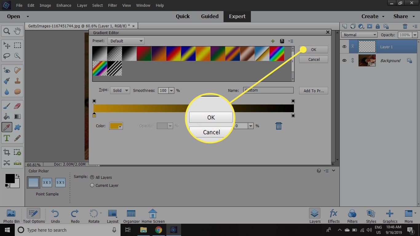 Snímek obrazovky aplikace Photoshop Elements se zvýrazněným tlačítkem OK v Editoru přechodu
