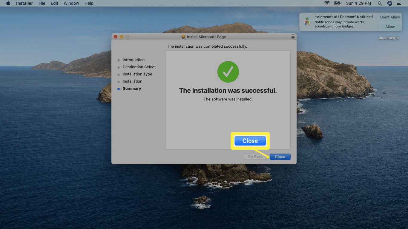 Snímek obrazovky s úspěšnou instalací Edge na Macu.