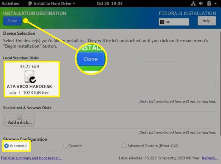 Ve standardu Fedora Intallation je zvýrazněn Local Standard Disk and Automatic