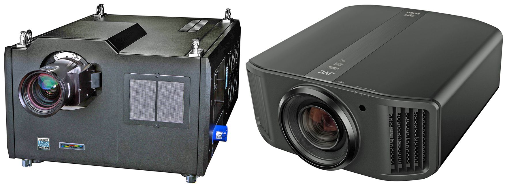 Laserový 8K projektor s digitální projekcí (L) - videoprojektor JVC DLA-NX9 / DLA-RS3000 8K eShift (R)