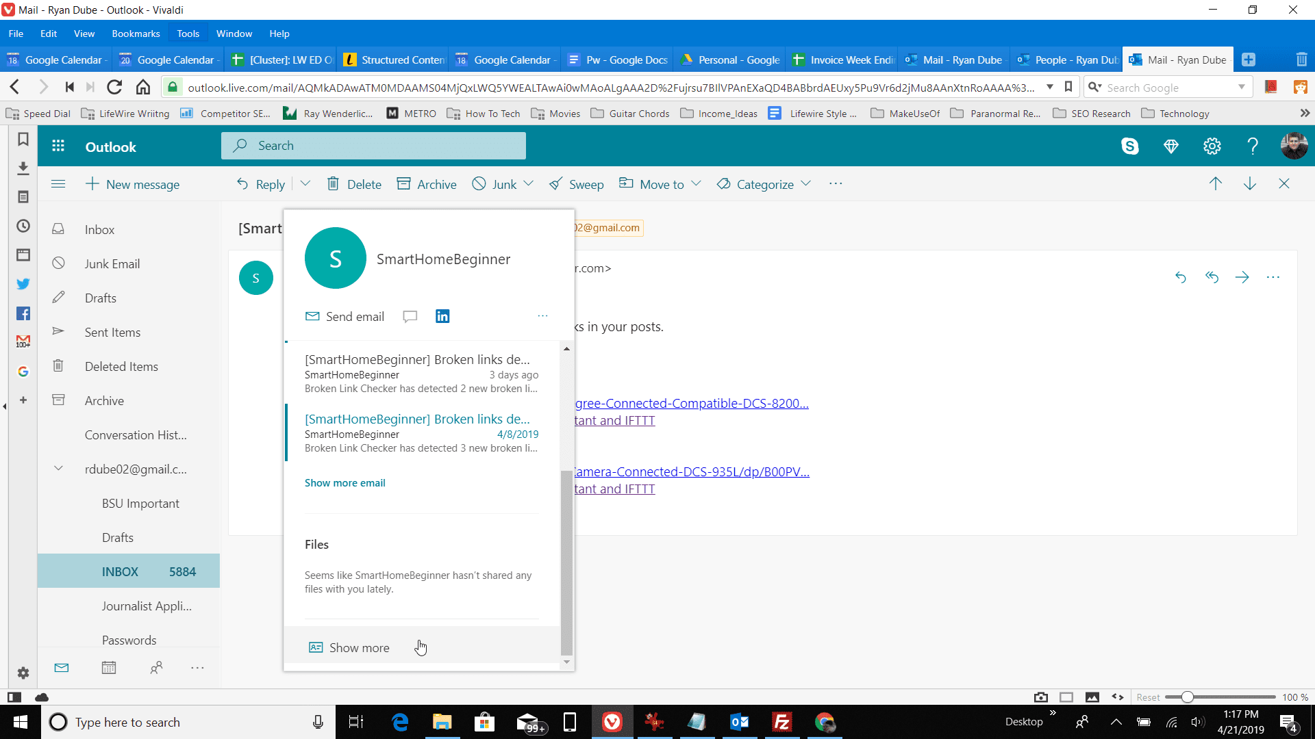 Screenshot odkazu Zobrazit více pro kontakt Outlook.com
