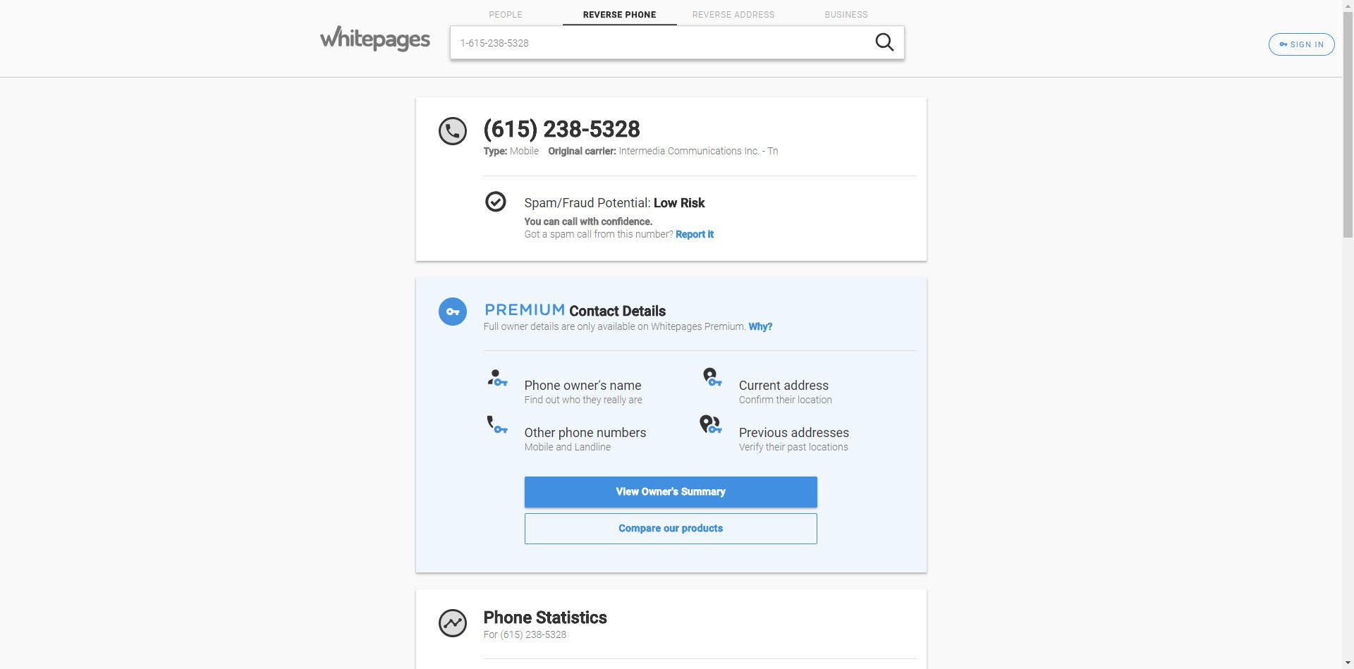 Screenshot webové stránky WhitePages s reverzním zobrazením výsledku vyhledávání telefonního čísla.