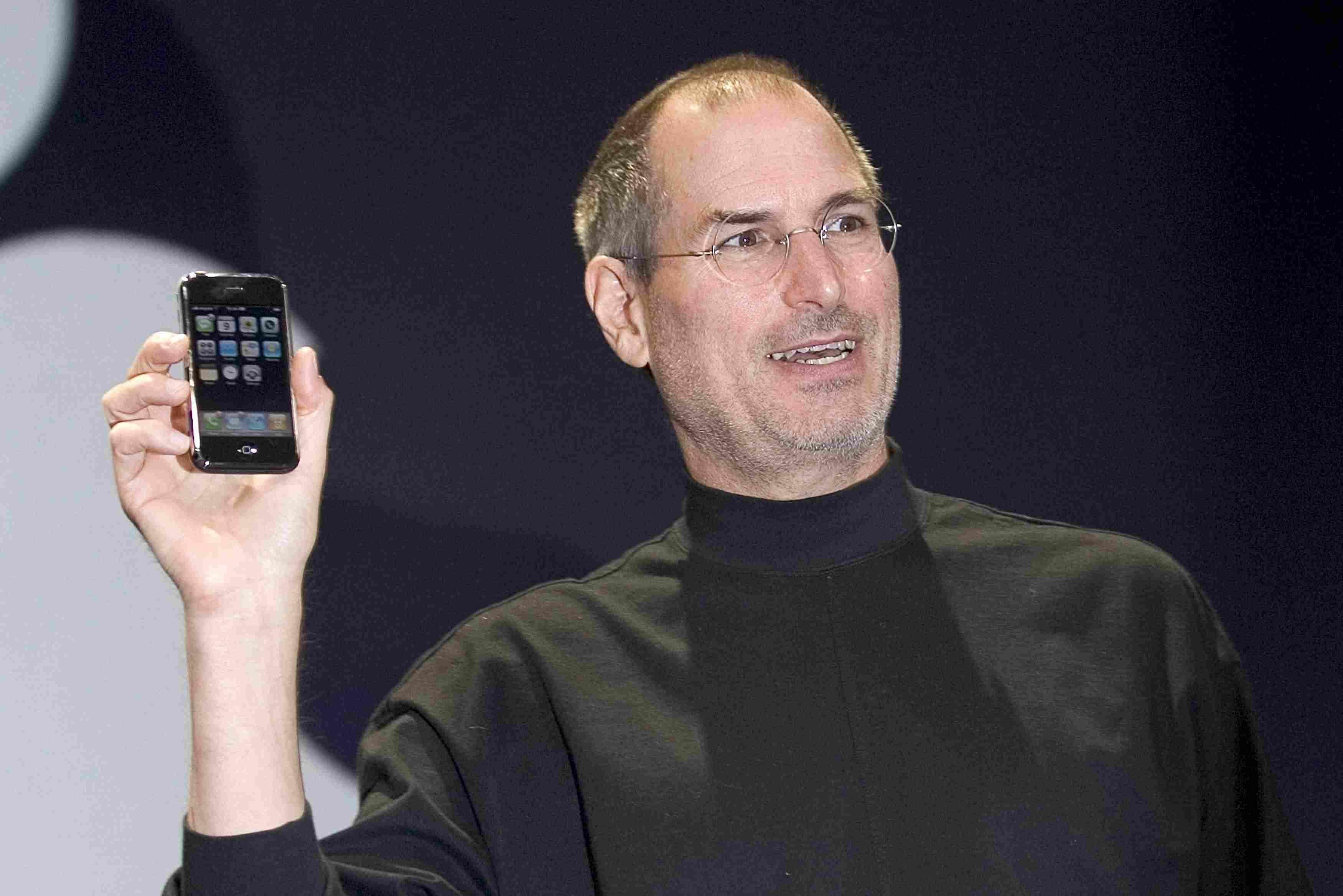 Steve Jobs odhaluje Apple iPhone na MacWorld Expo