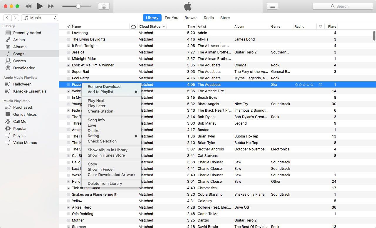 iTunes v počítači Mac s otevřenou nabídkou skladby v knihovně pravým tlačítkem