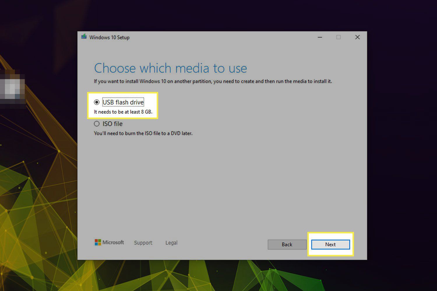 Výběr USB jako typu instalace pro Windows 10.