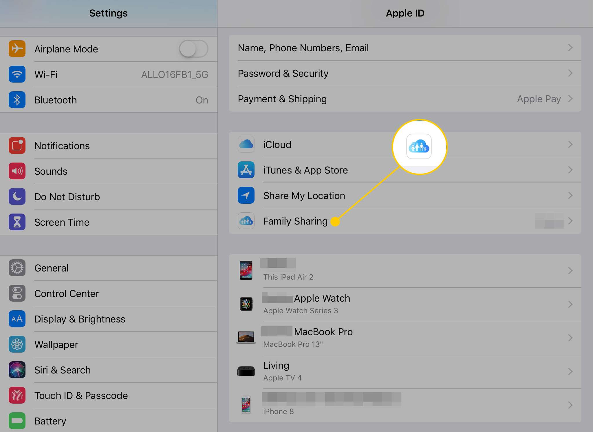 Obrazovka Apple ID v nastavení iPadu se zvýrazněným nadpisem Rodinné sdílení