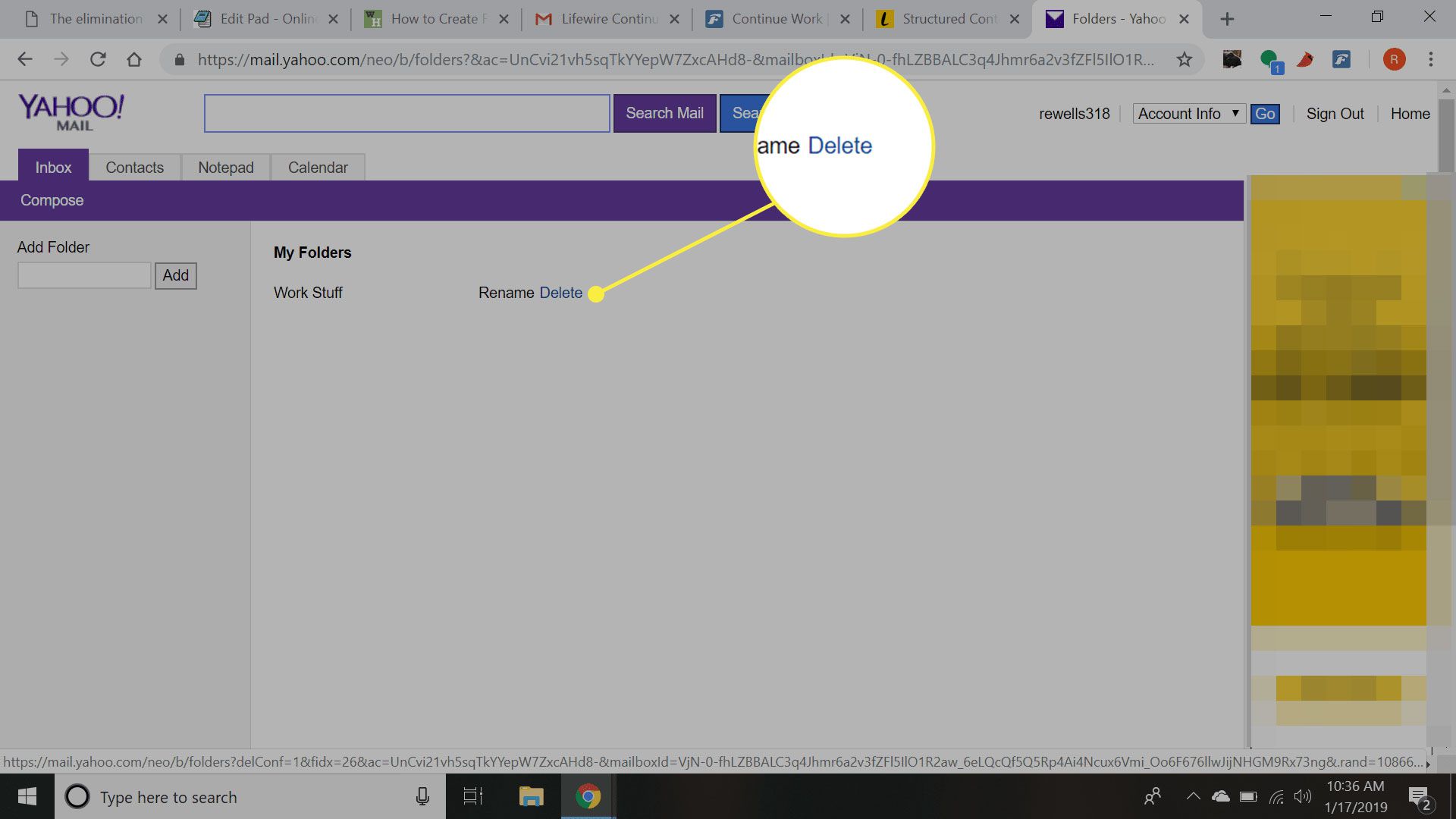 Snímek obrazovky Yahoo Mail Basic se zvýrazněným příkazem Odstranit složku