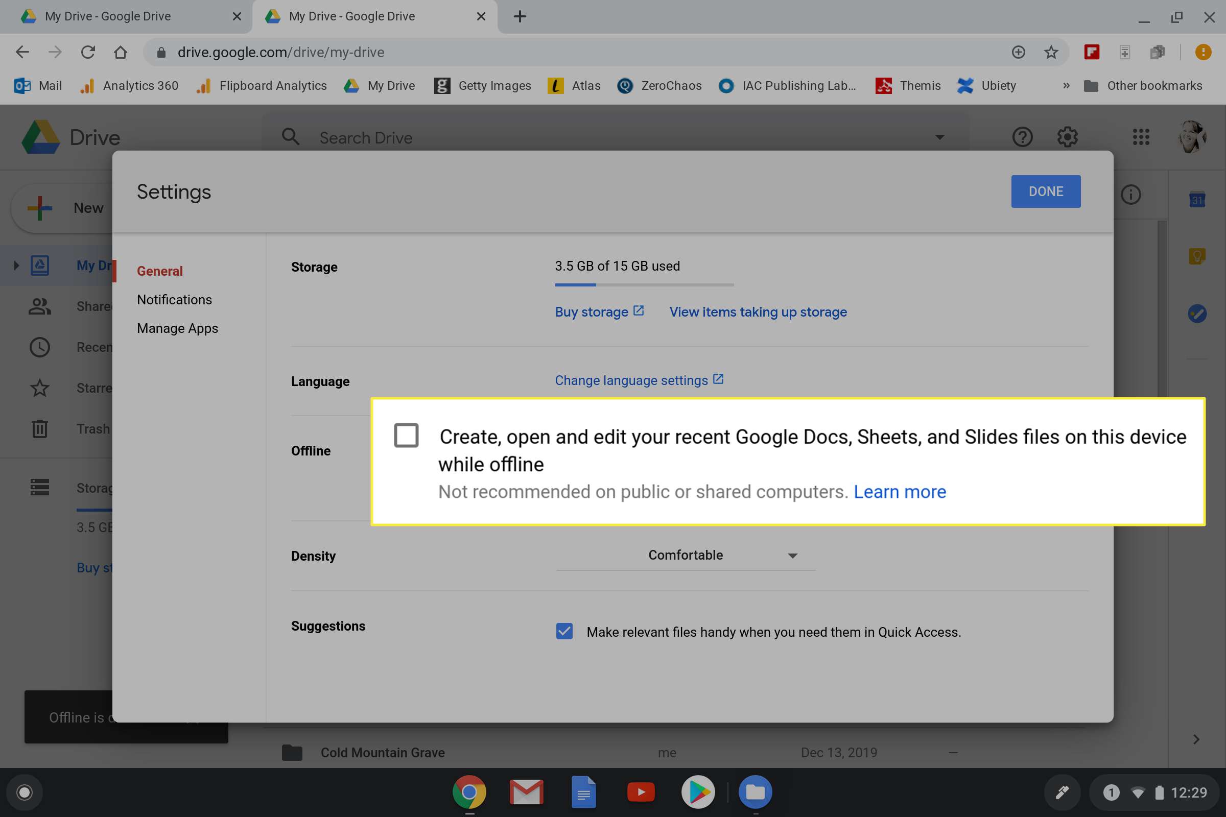 Jak povolit soubory offline v Chromebooku.