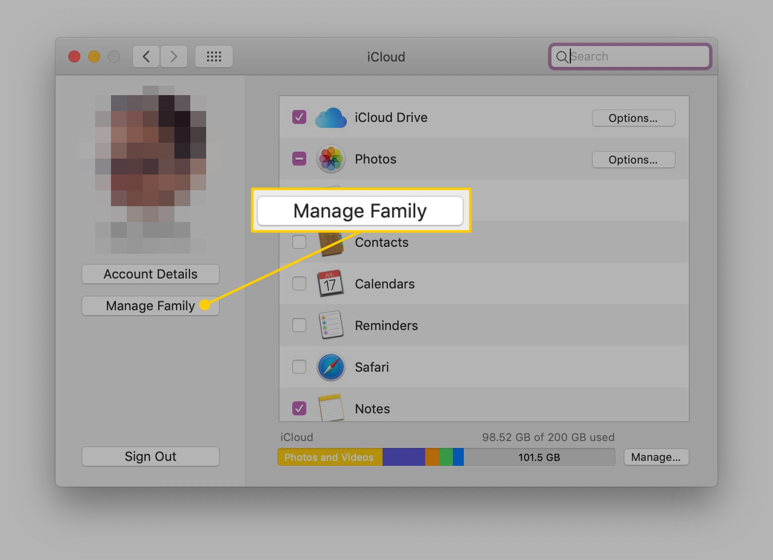 Tlačítko Správa rodiny v Předvolbách systému iCloud