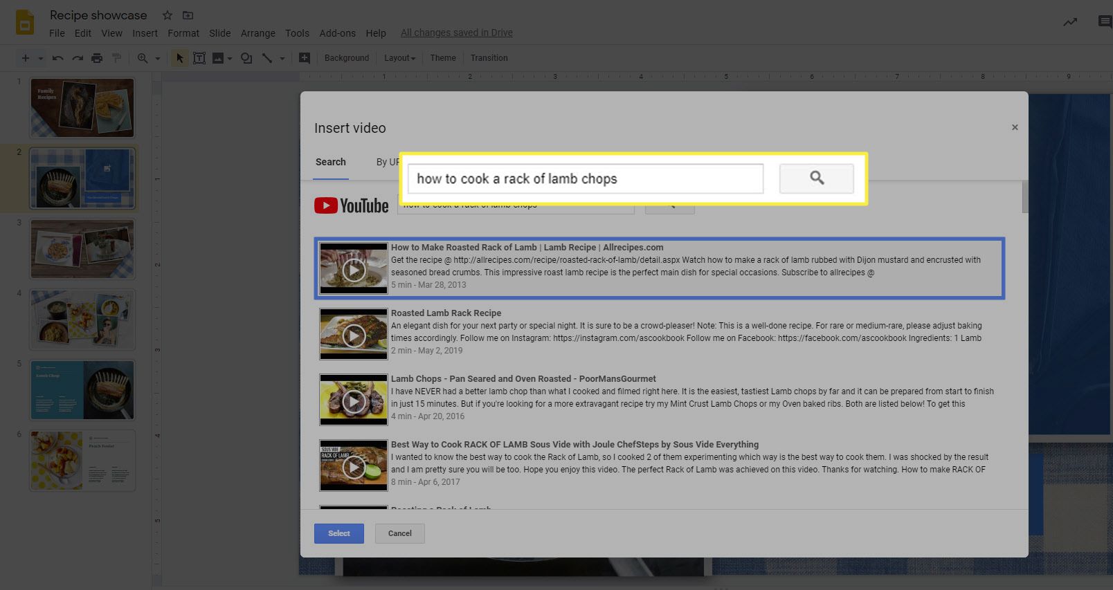 Vyhledávací pole YouTube při přidávání videa do Prezentací Google.