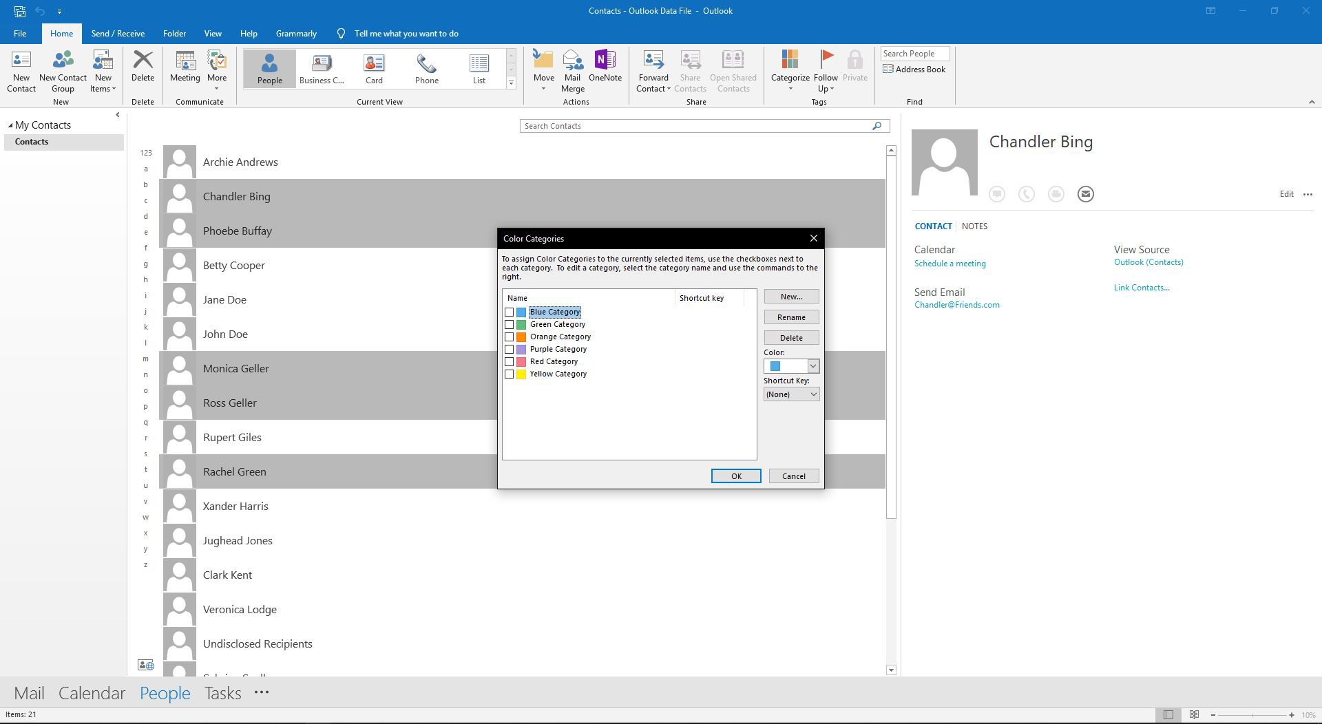 Barevné kategorie se zobrazují v kontaktech aplikace Outlook