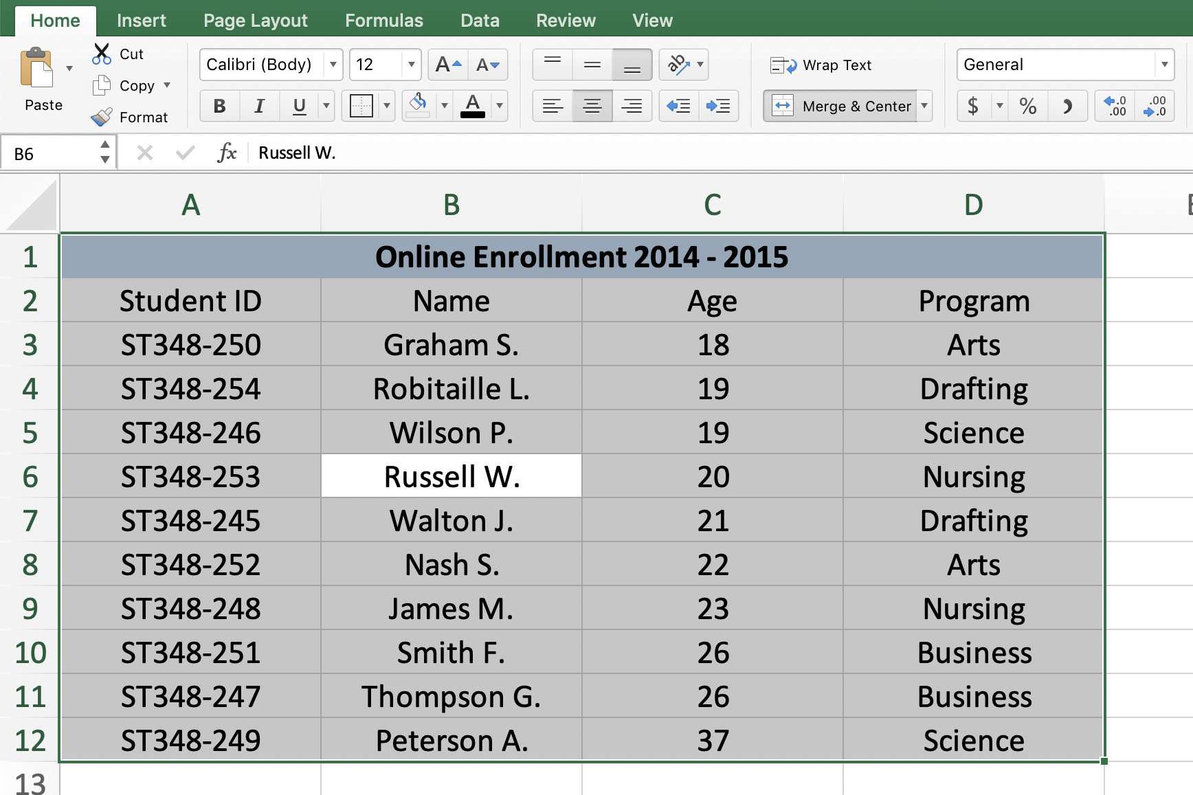 Screenshot aplikace Excel ukazující, jak vybrat všechny buňky v tabulce.