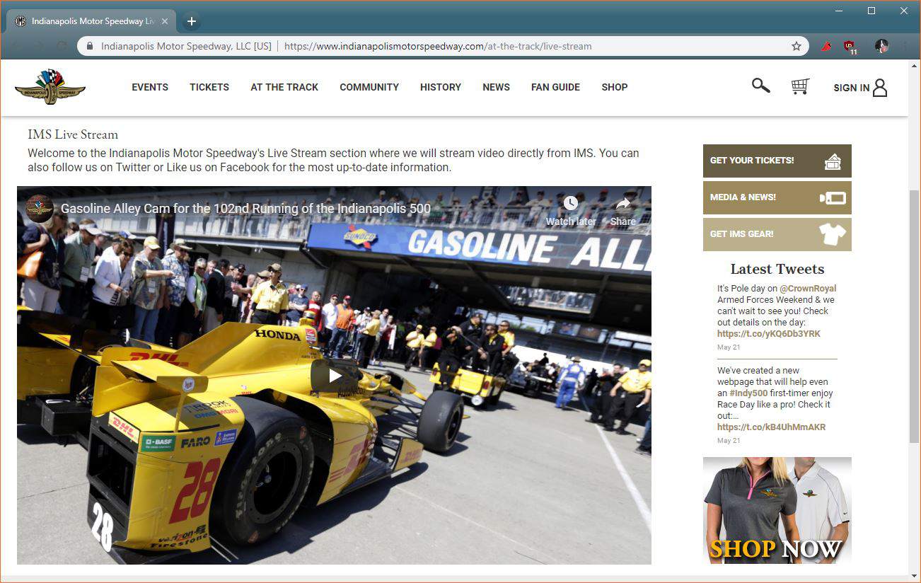 Snímek obrazovky s oficiálním živým streamem IMS Indy 500.