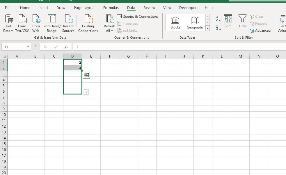 V aplikaci Excel přetáhnete úchyt výplně na D6