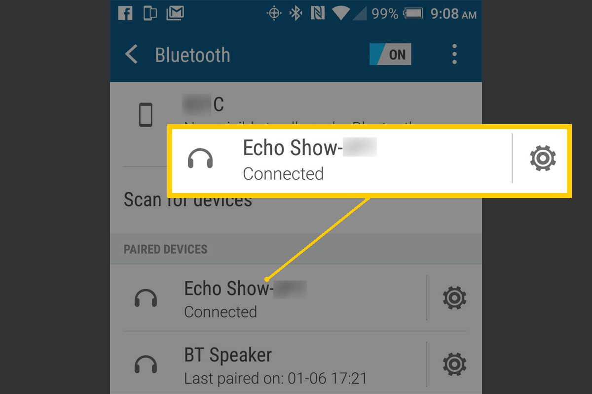 Smartphone připojen k zařízení Bluetooth