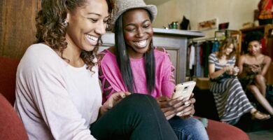 GroupMe: Textové zprávy pro skupiny 66 494326615 56a6a4763df78cf7728f8ba5