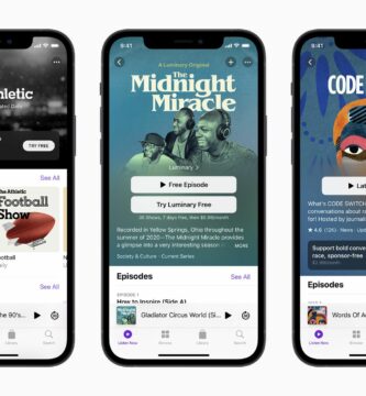 Jak poslouchat podcasty na iPhone a Mac 3 Apple iphone12 podcasts codeswitch theathletic midnightmiracle 042021 c2863dc338794de684f677442cc9f405