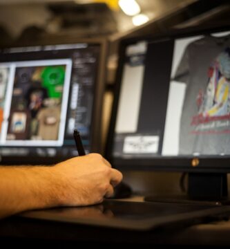 Software pro návrh triček pro Mac 3 GettyImages 185743193 7775836040114c66989fc5b887cfba71