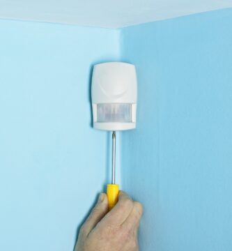 Senzory pohybu IP v systémech domácí automatizace 2 GettyImages 95644701 58b37f3a3df78cdcd80a39ca